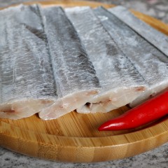 渔港渤海带鱼段700g/袋*20袋/箱